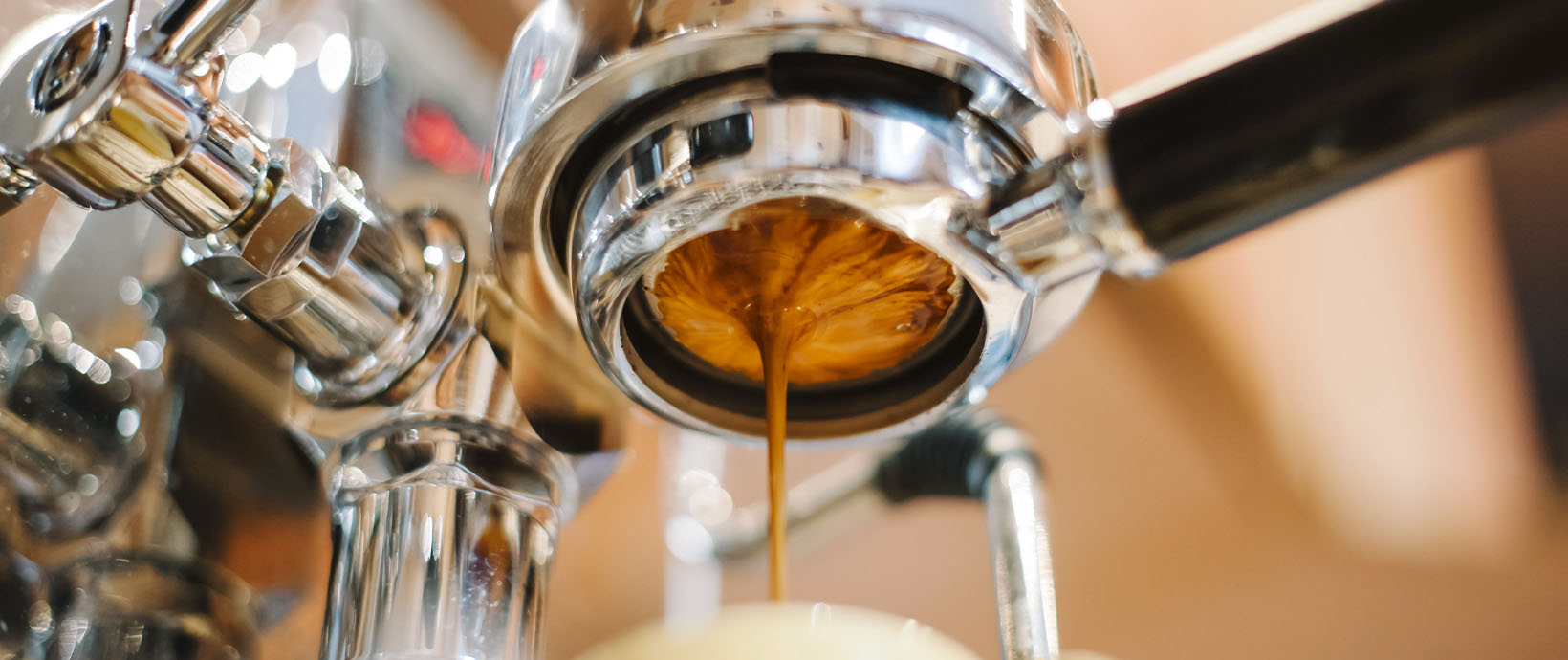 Digital Debunking: Can the Perfect Espresso Be Made with Non-Traditional Methods?